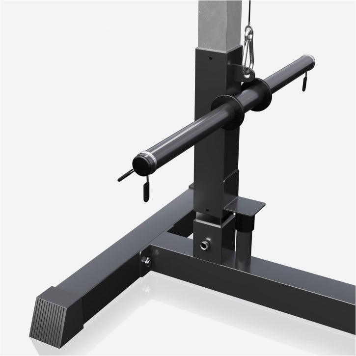 Lat Pull-Down Station in White/Black