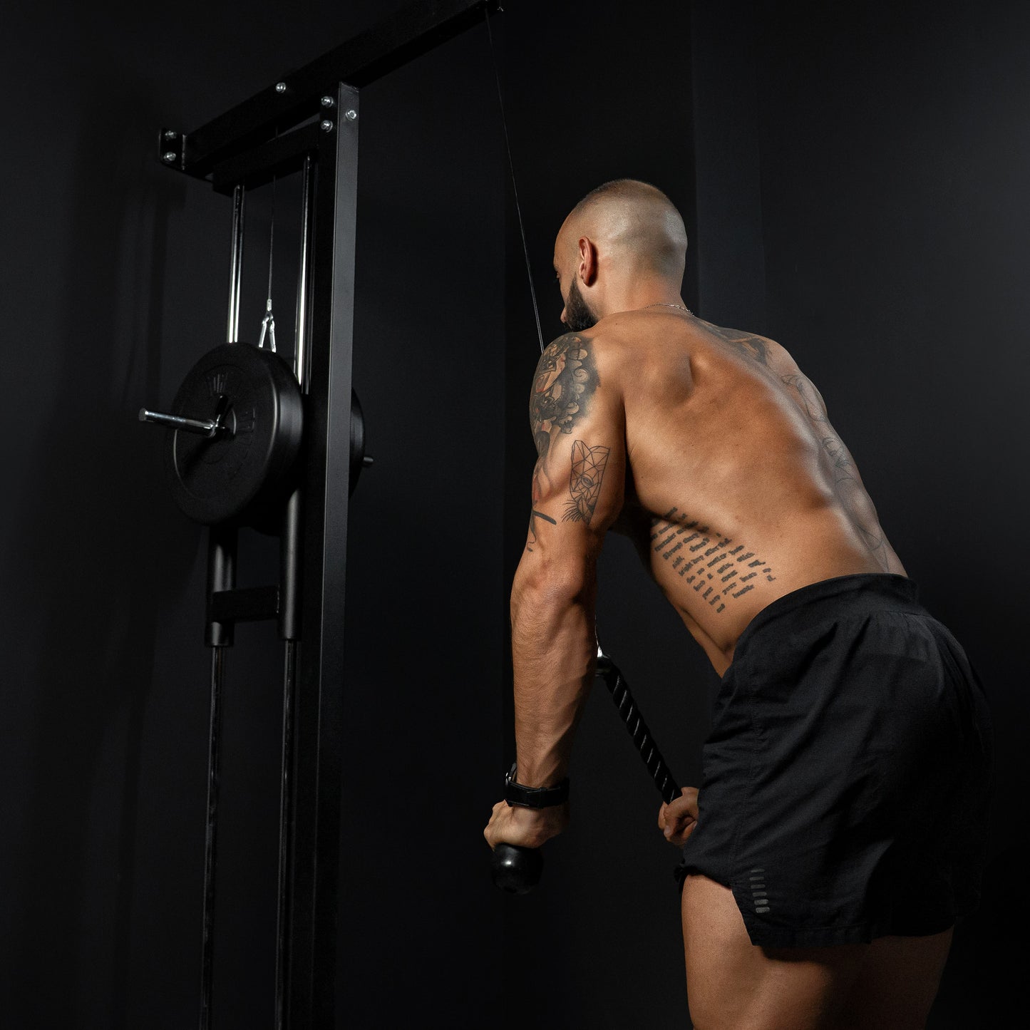 Wall Mounted Lat Pulldown Tower Black