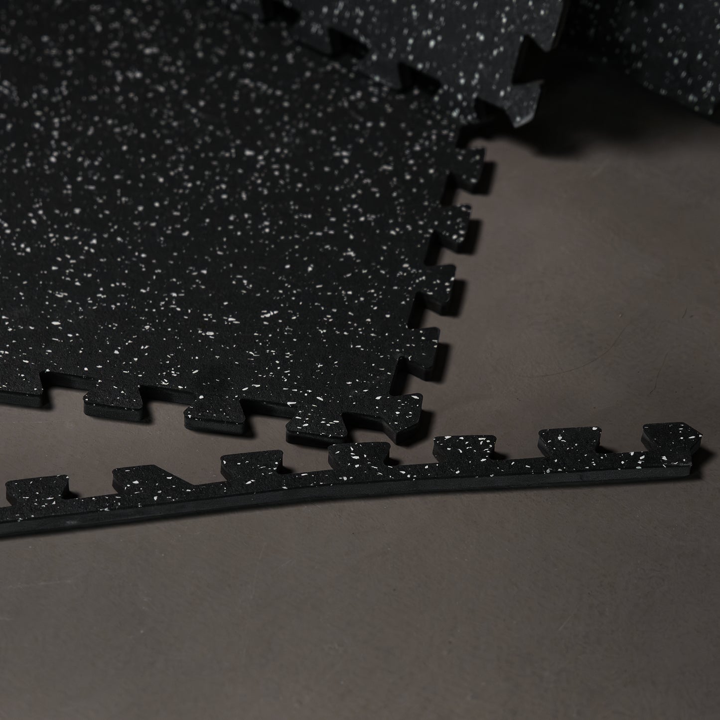Rubber Gym Protection Mat (Set of 4 Parts + End Pieces)
